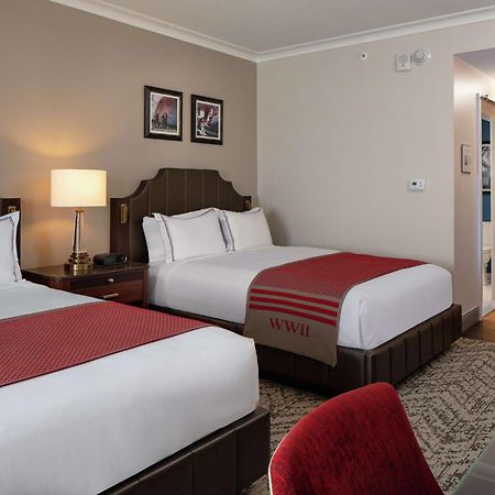 The Higgins Hotel New Orleans, Curio Collection By Hilton Nova Orleães Exterior foto