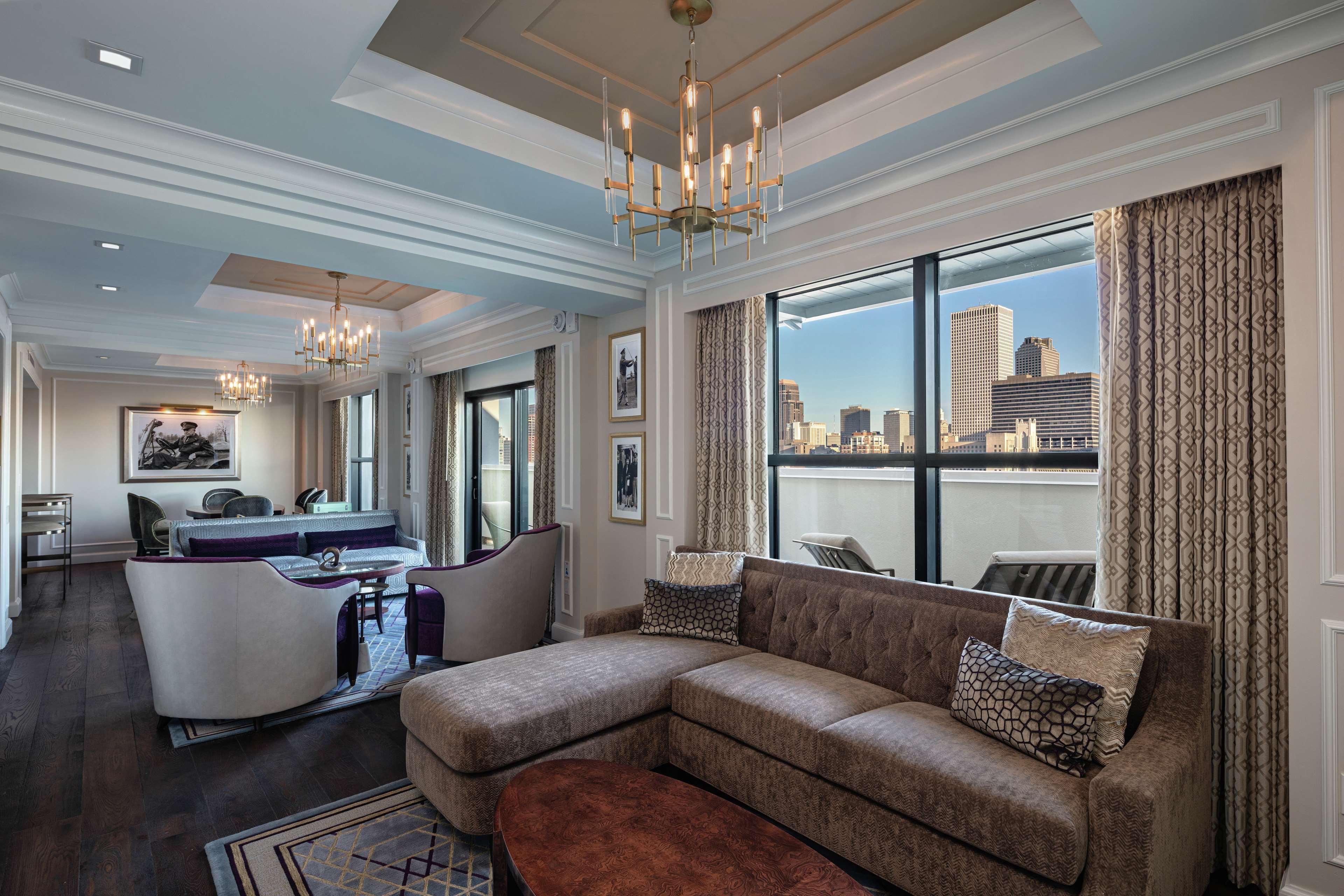 The Higgins Hotel New Orleans, Curio Collection By Hilton Nova Orleães Exterior foto