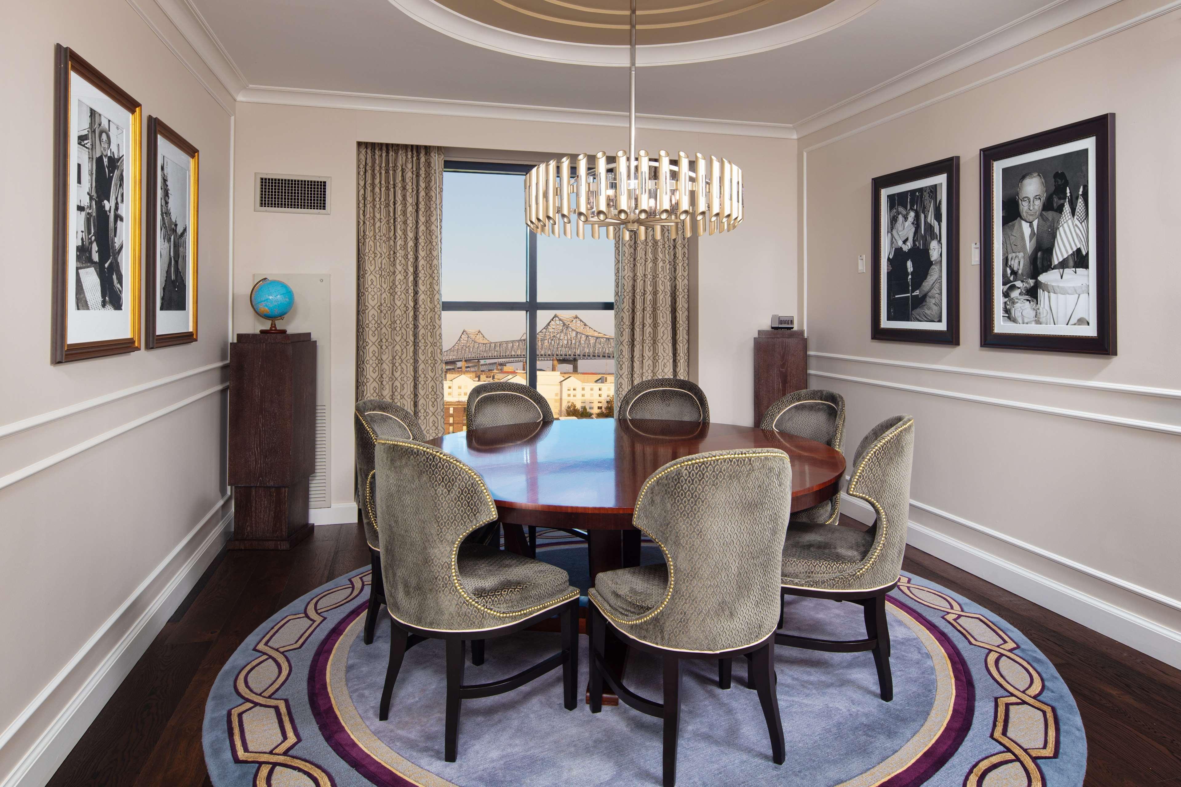 The Higgins Hotel New Orleans, Curio Collection By Hilton Nova Orleães Exterior foto
