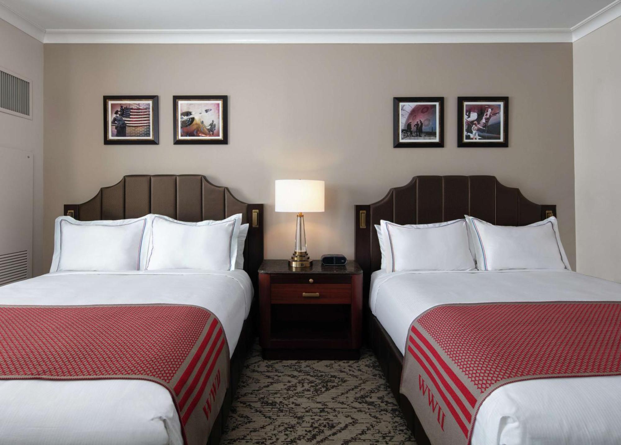 The Higgins Hotel New Orleans, Curio Collection By Hilton Nova Orleães Exterior foto